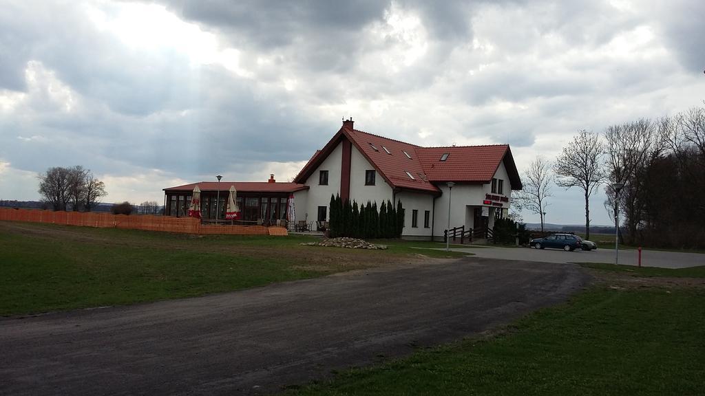 Hotel Pawlakowa Zagroda Grabiny-Zameczek Exterior foto